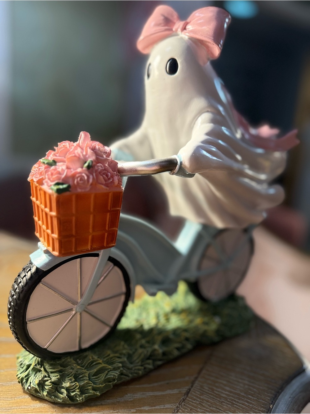 Viral T.J.Maxx Home Goods Bicycle Bows and Bike Ghost Resin Figurine